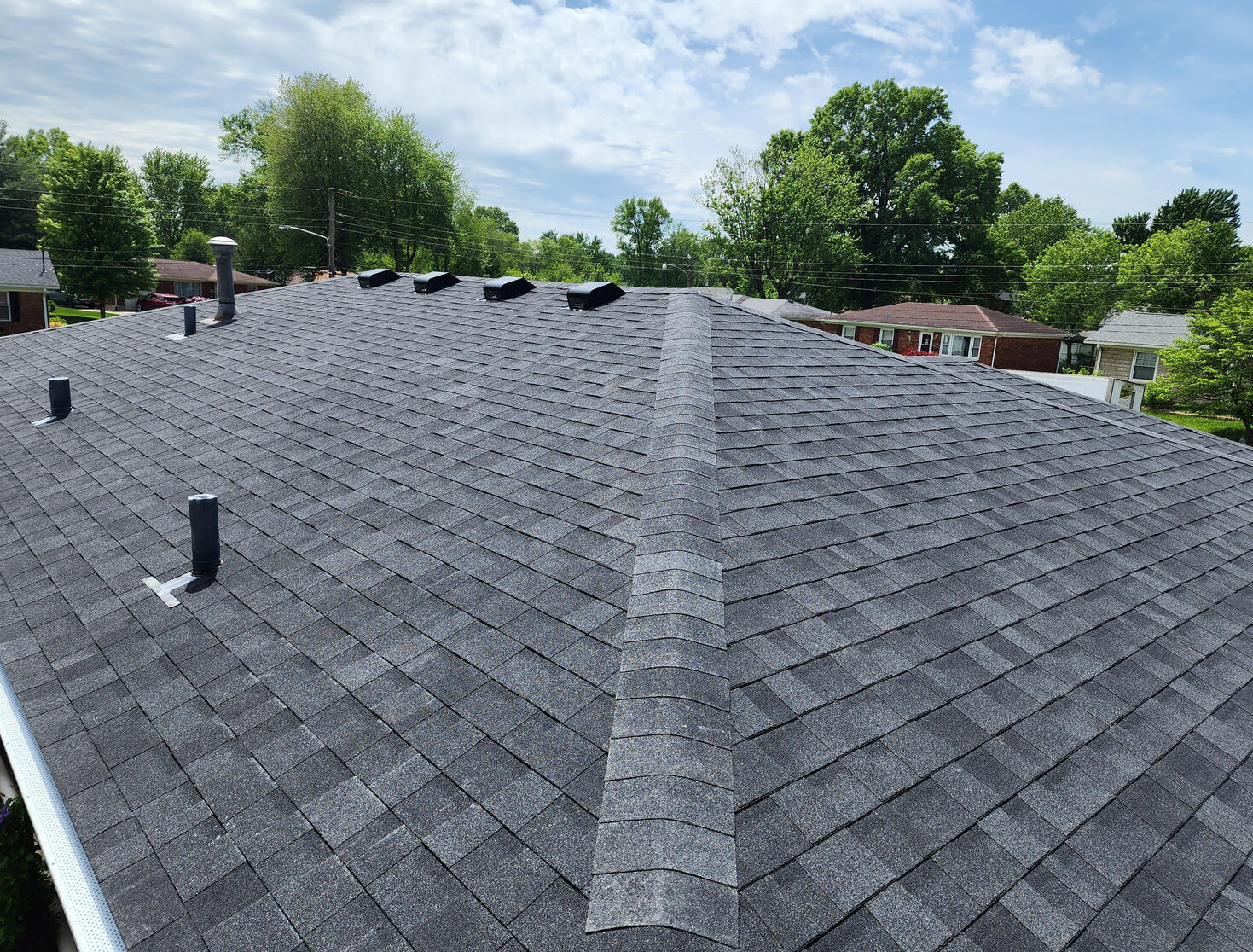 Roof repair contractor Roofing Contractor in Pleasure Ridge Park, KY